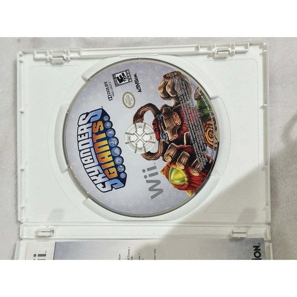 Skylanders: Giants (Nintendo Wii, 2012) No Book